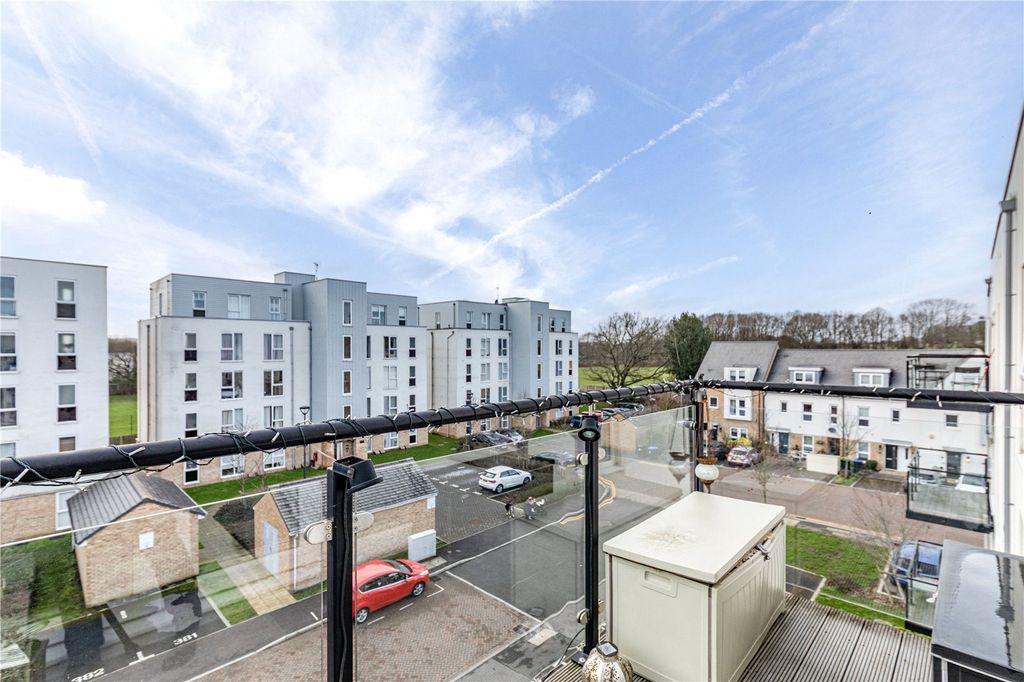 Property photo 3 of 18 Picture No. 07