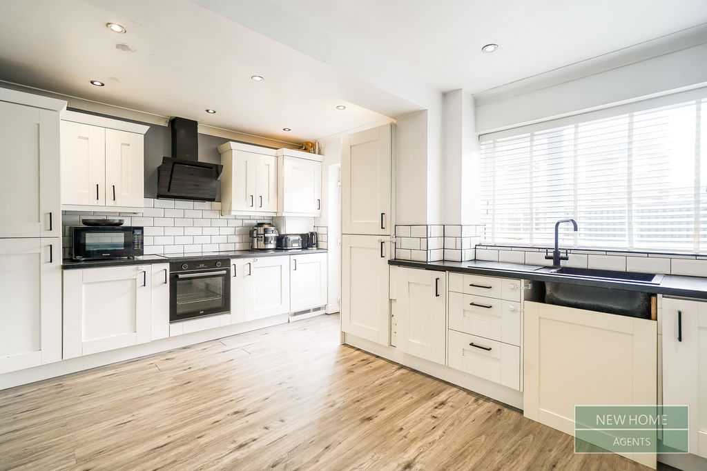 Property photo 2 of 27 Photo 22