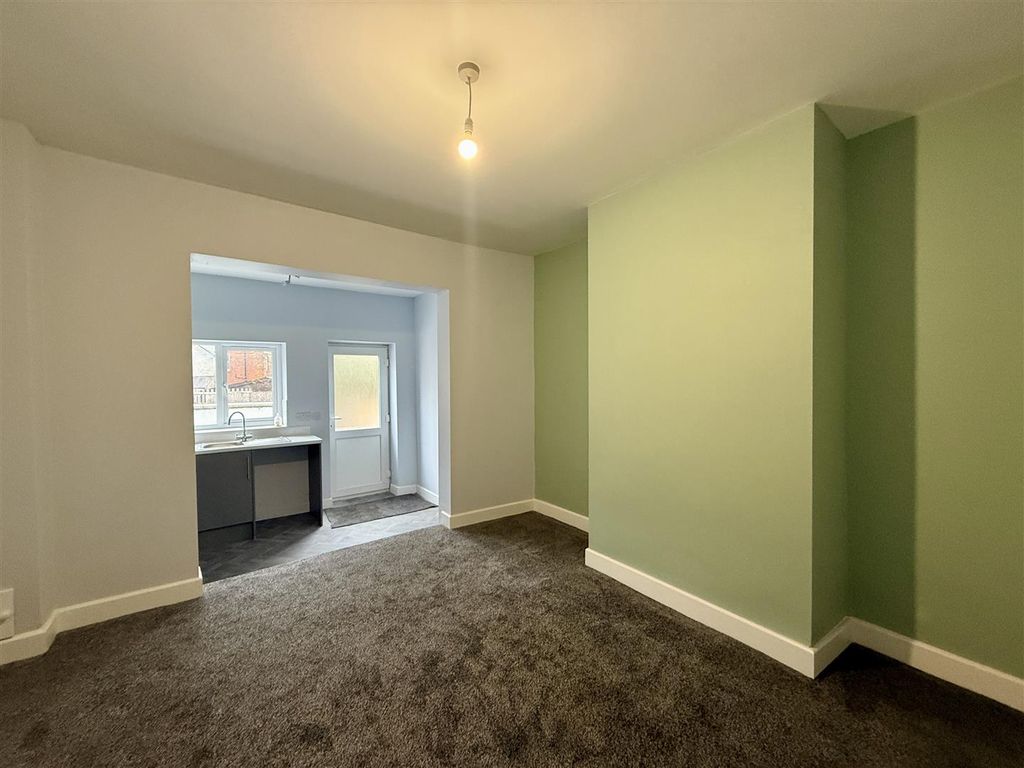 Property photo 3 of 8 Img_8988.Jpg