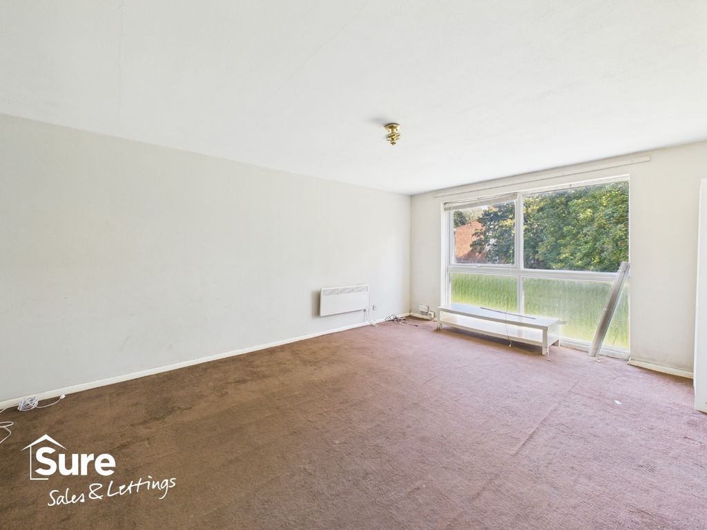 Property photo 1 of 9 4386421