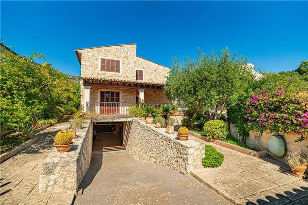 Property photo 2 of 29