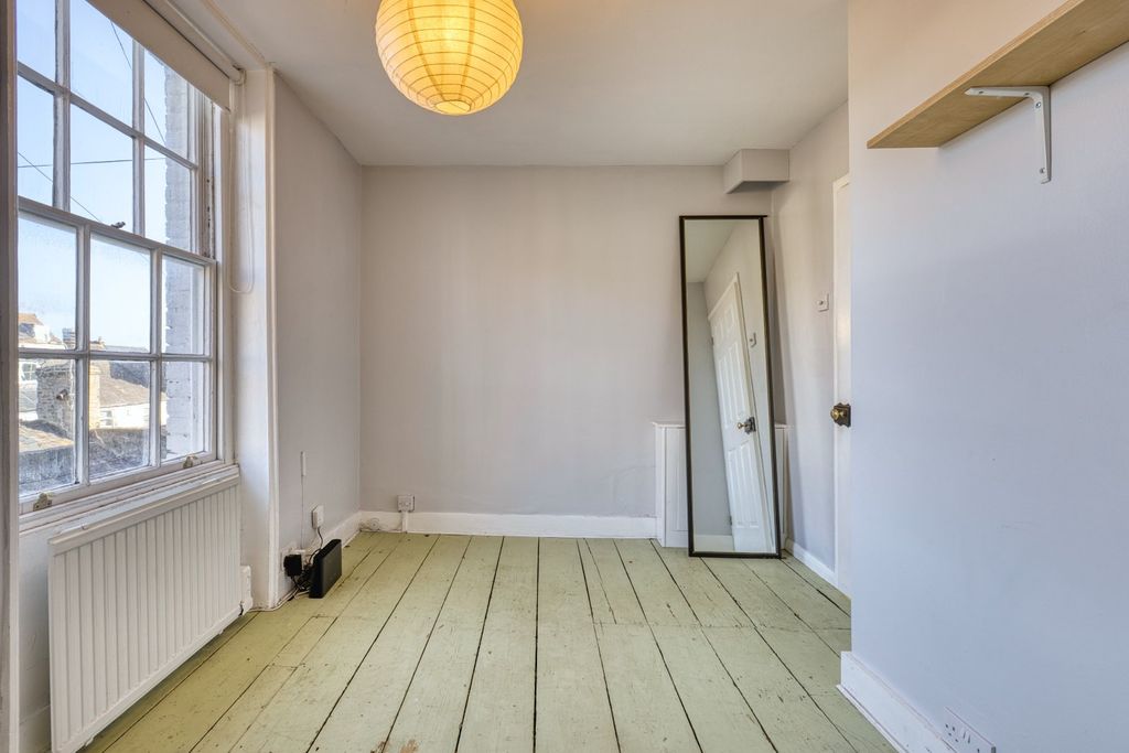 Additional image 9 of 1 bed flat for saleSpencer Square, Ramsgate CT11