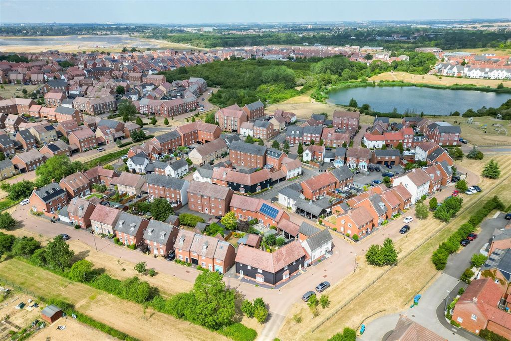 Property photo 3 of 26 Santa Maria Drone-2.Jpg
