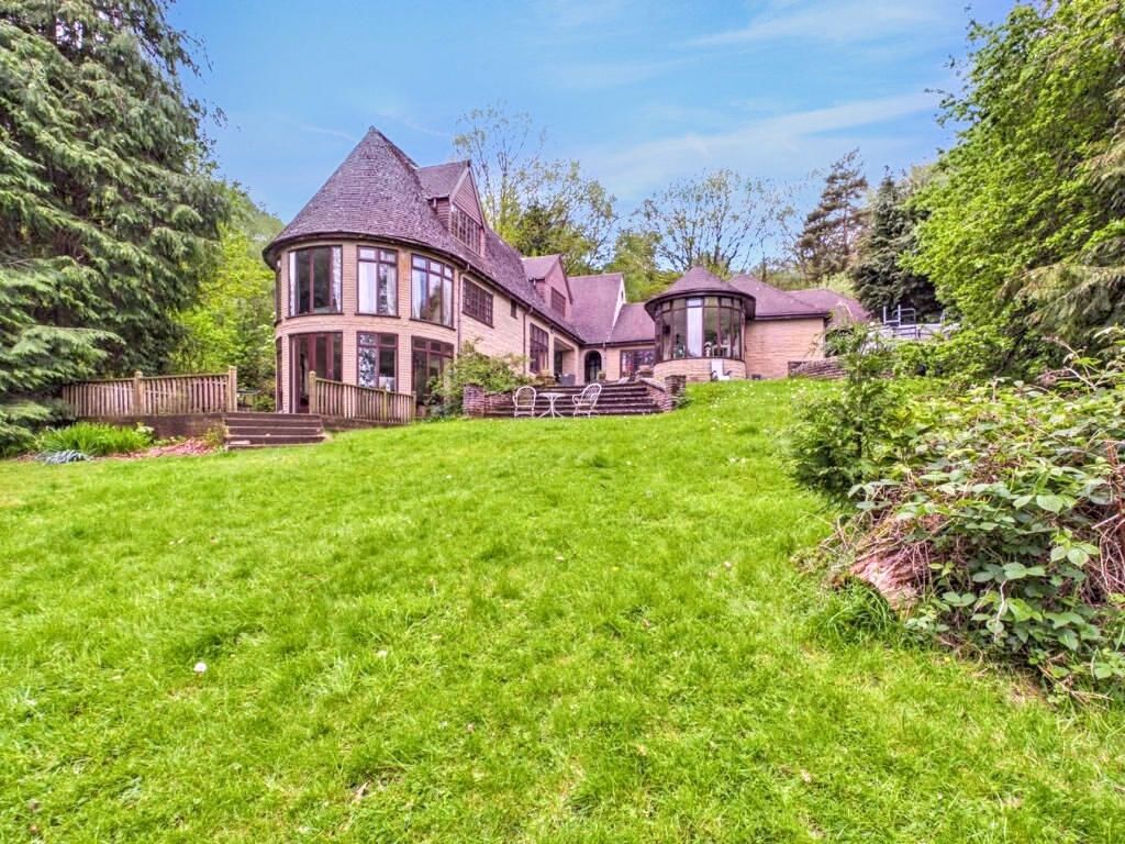 Property photo 1 of 31