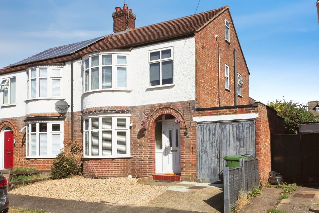 Property photo 1 of 17