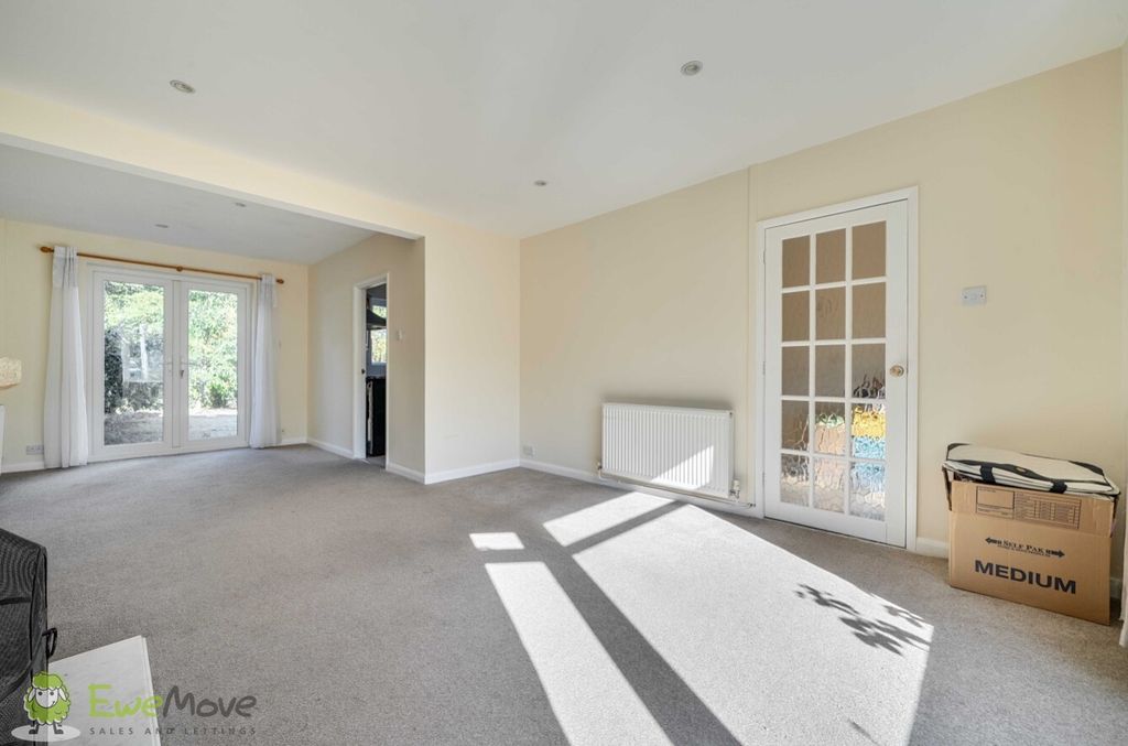 Property photo 3 of 20 Living Dining Room