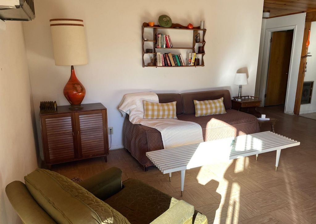 Property photo 3 of 9 <Alttext/>