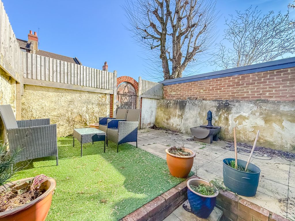 Property photo 2 of 11 Photo #2