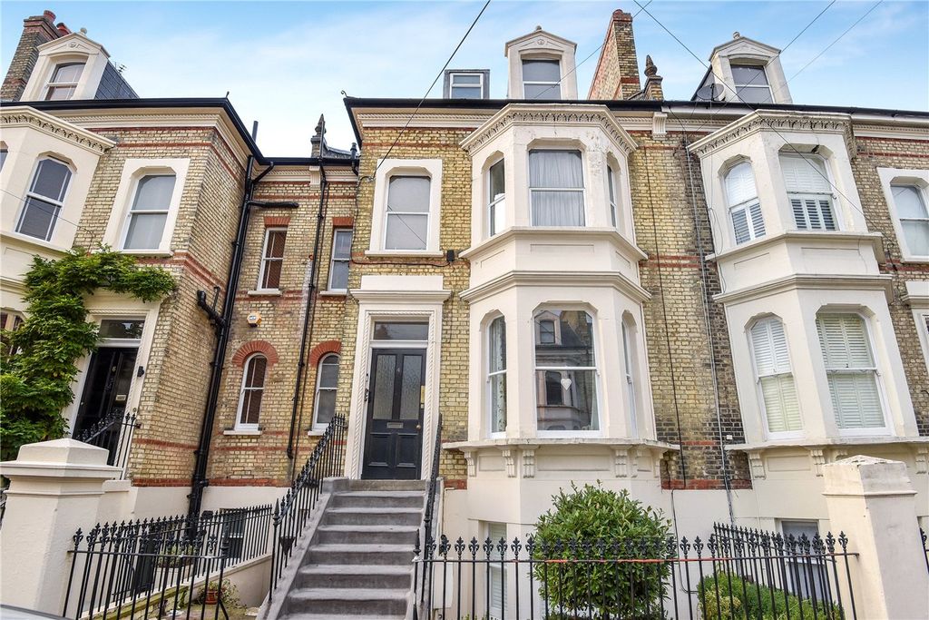 Property photo 1 of 8 Picture No. 06