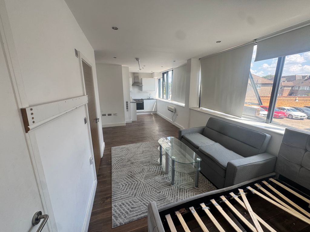 Property photo 1 of 4
