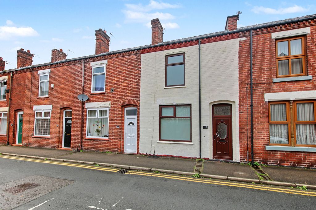 Property photo 1 of 1