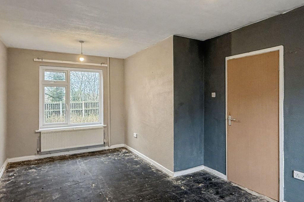 Property photo 2 of 15 35 Carliol Drive, Carlisle, Cumbria, Ca1 2Rf