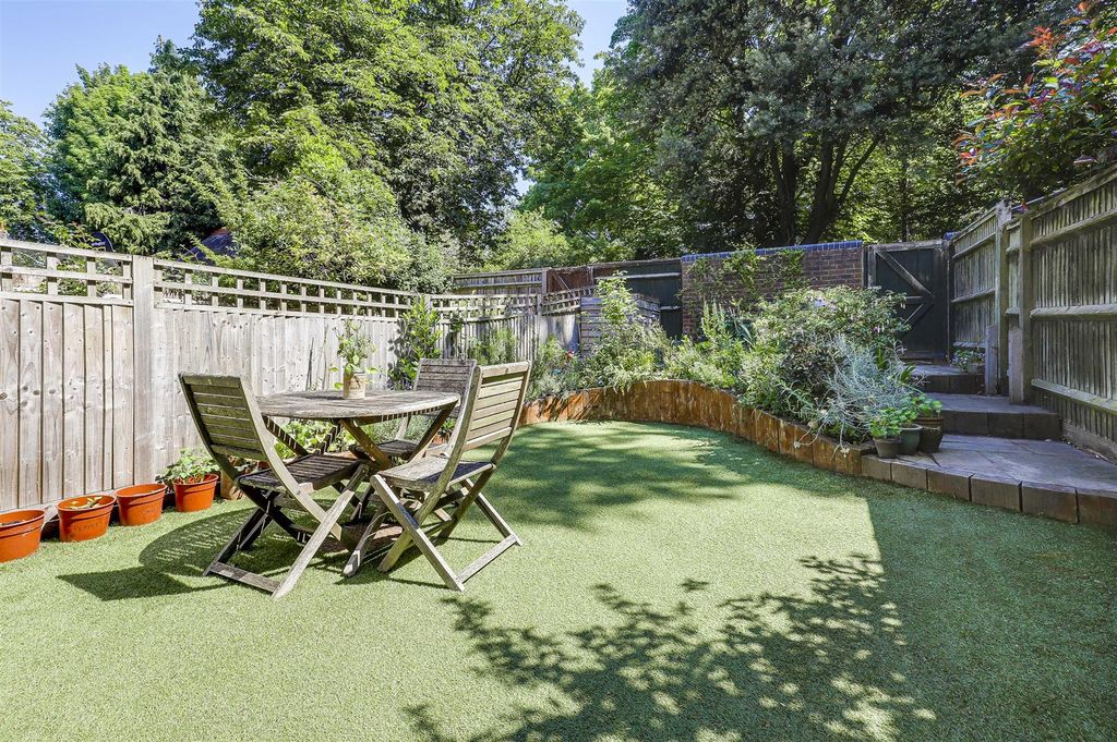 Property photo 3 of 22 Dunstans _18.Jpg