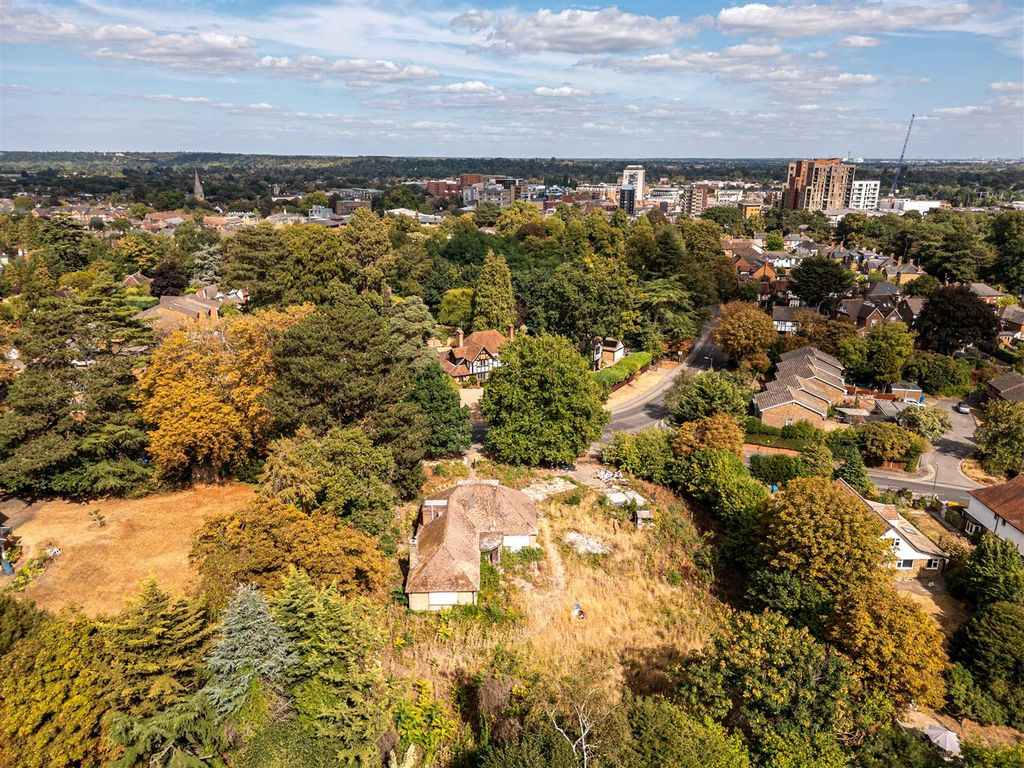 Property photo 3 of 9 Drone (2)