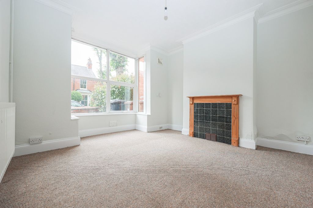 Property photo 3 of 18 5226543
