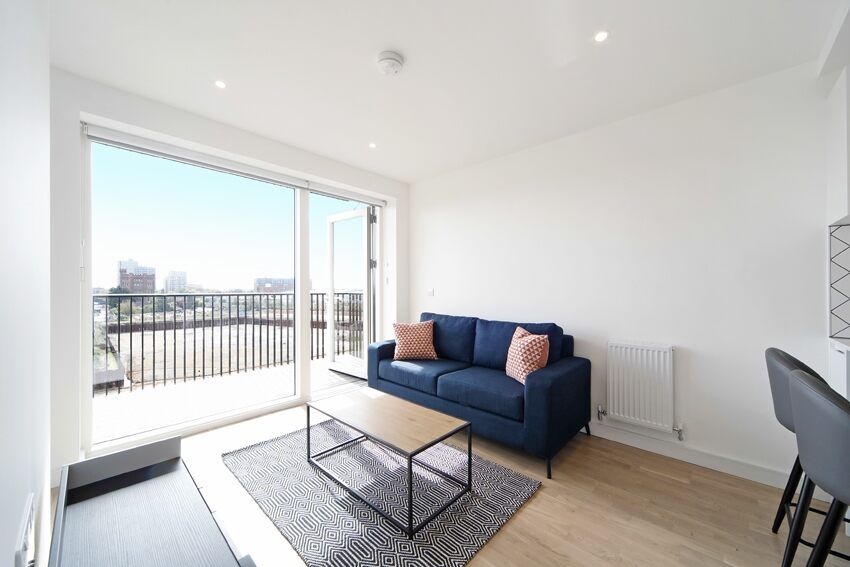 Property photo 1 of 17 _0Rd9951_Low