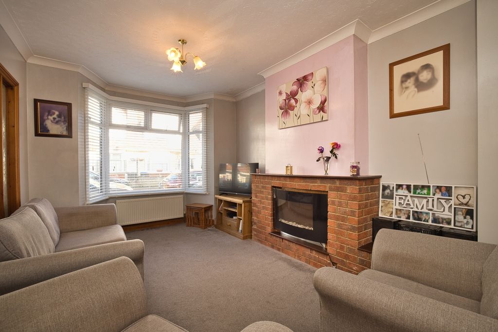 Property photo 2 of 13 Picture 2