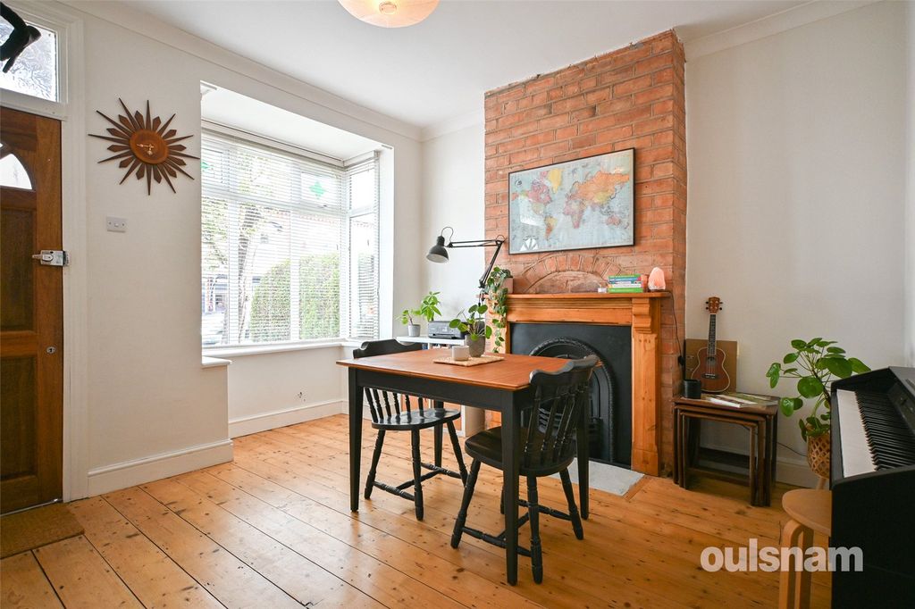 Property photo 2 of 34 Picture No. 03