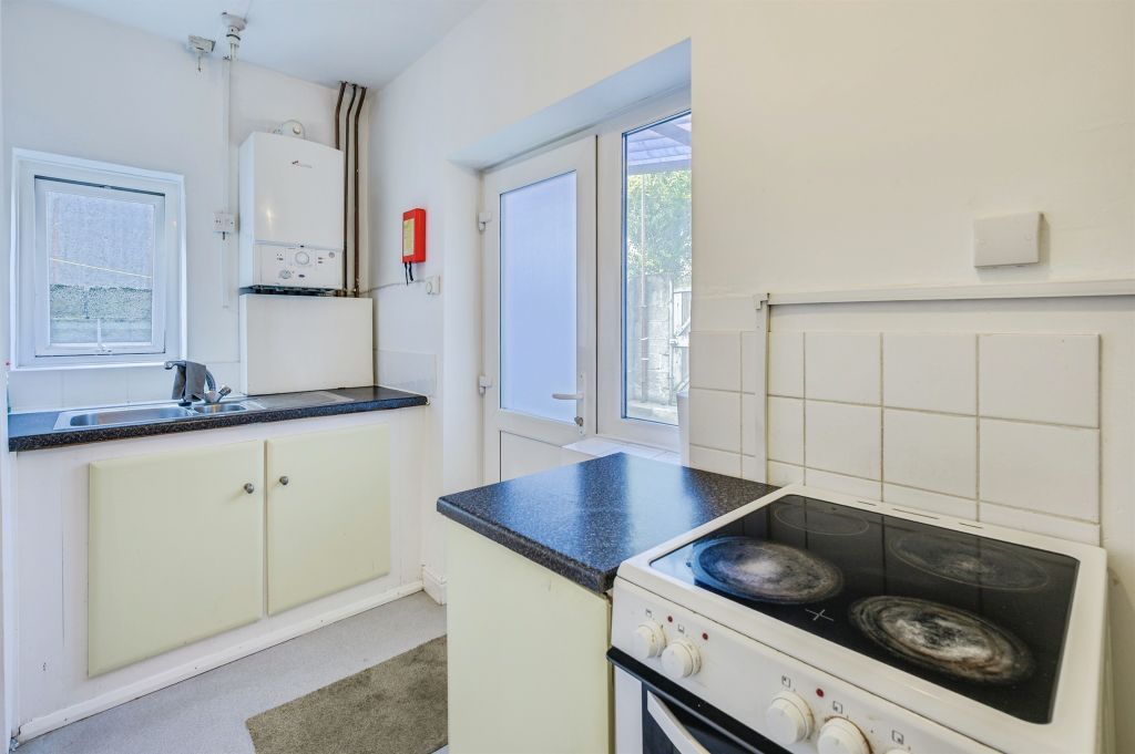 Property photo 2 of 17