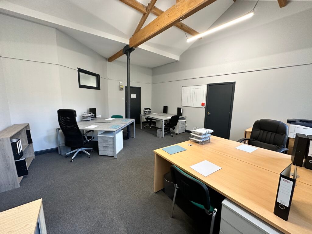 Property photo 3 of 9