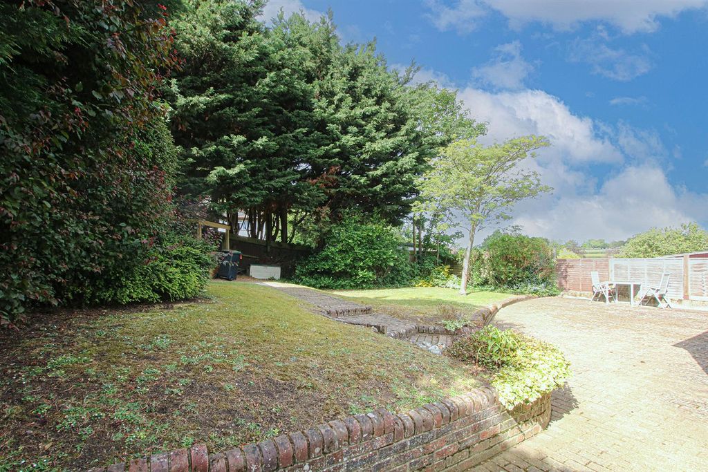 Property photo 3 of 16 Img_5195.Jpg