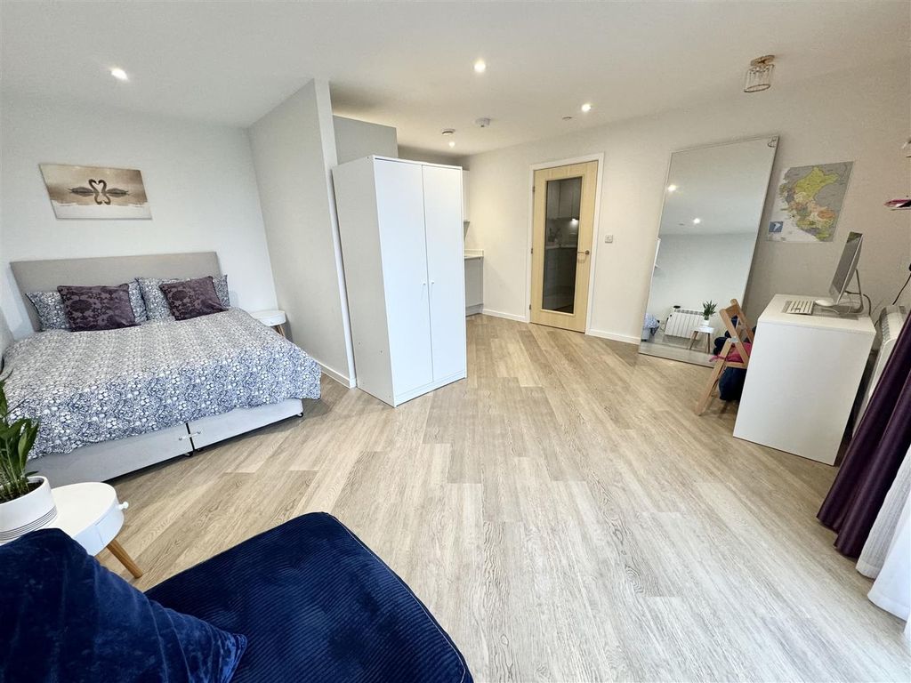 Property photo 2 of 11 Img_5577.Jpg