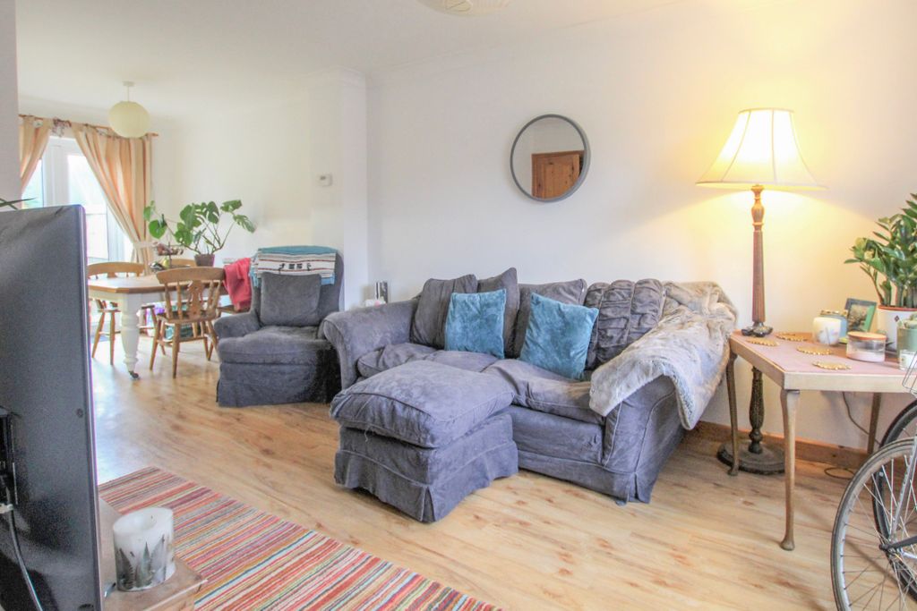 Property photo 2 of 8 Living Room