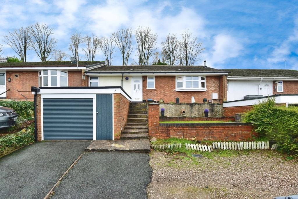 Property photo 1 of 19 Pbox-Img.Jpg