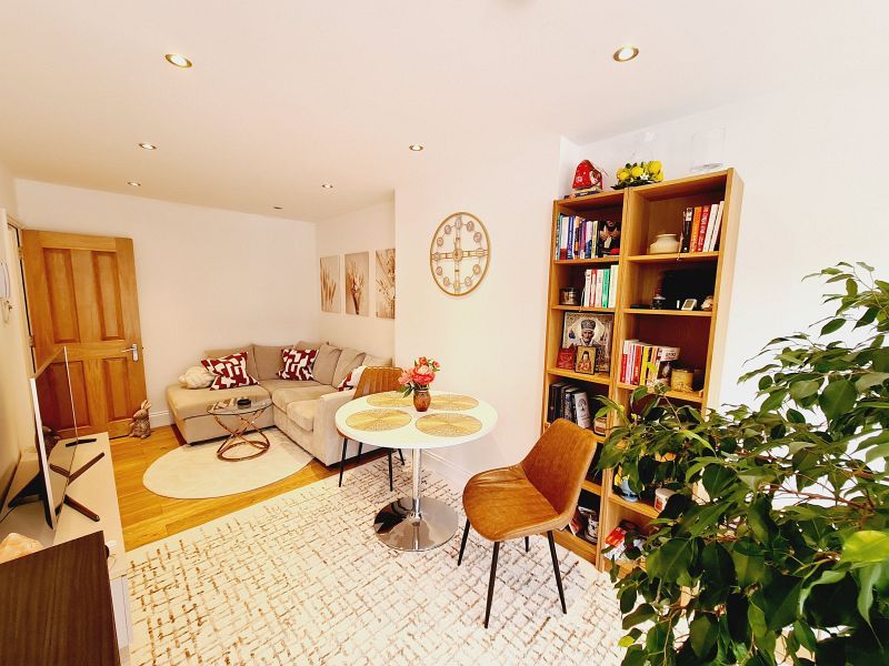 Property photo 3 of 8