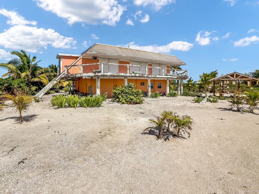 Property photo 1 of 30