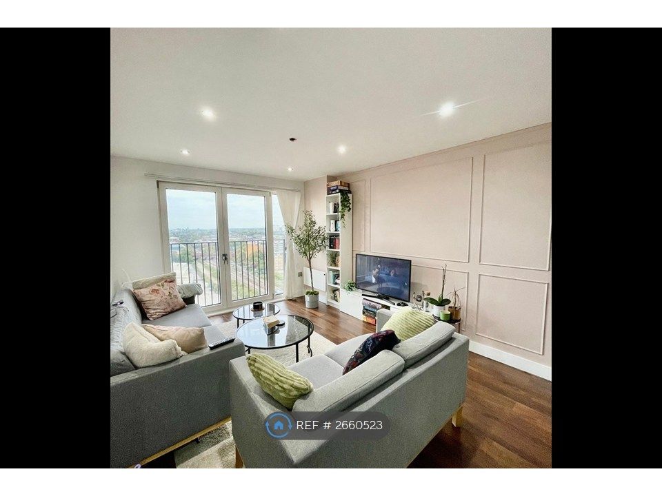 Property photo 3 of 23