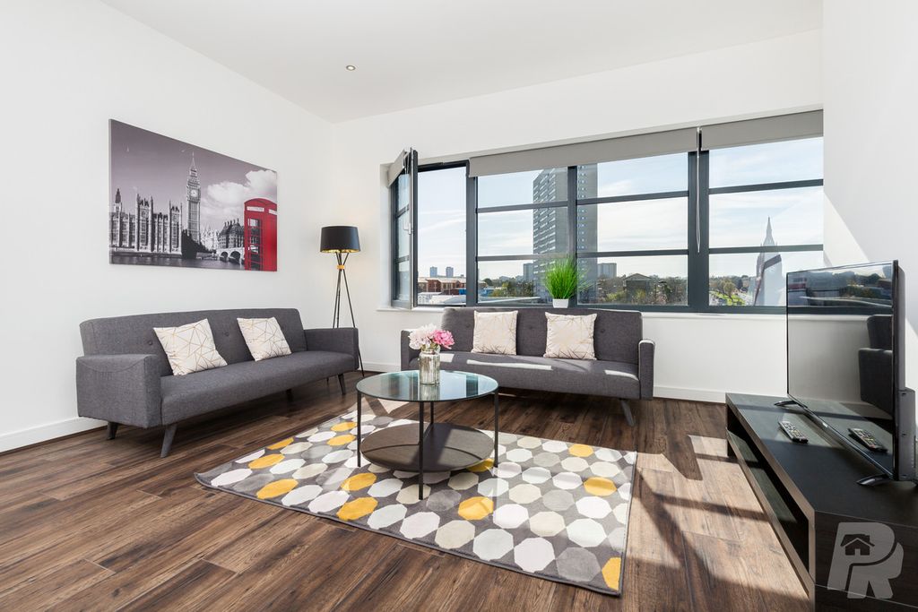 Property photo 3 of 23