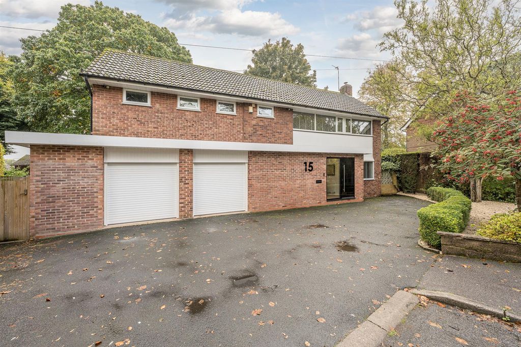 Property photo 1 of 40