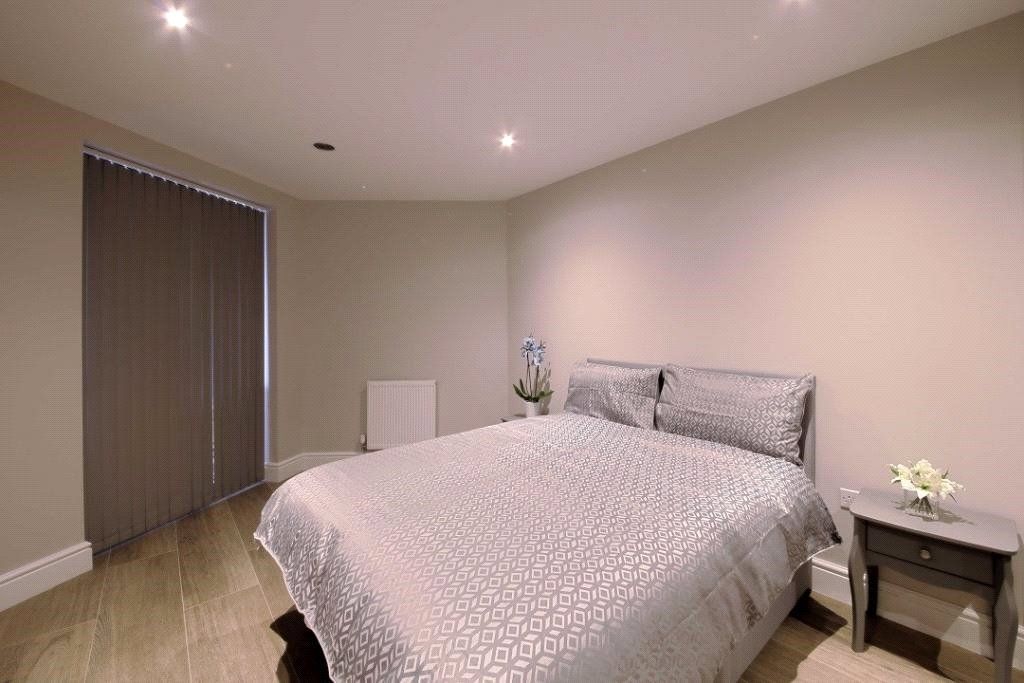 Property photo 2 of 7 Bedroom 1