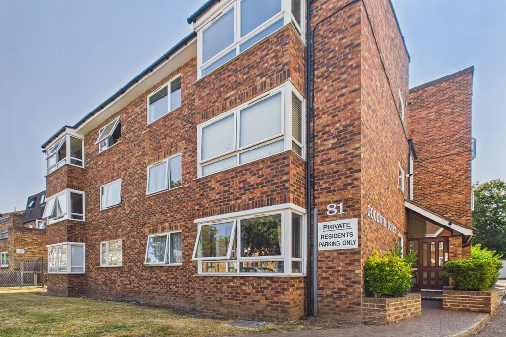 Property photo 1 of 11 External