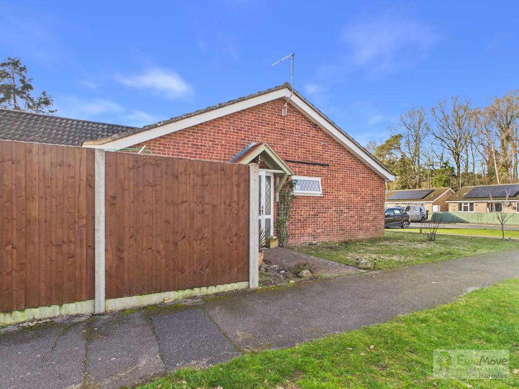 Property photo 1 of 17 Ewemove Mildenhall Lee Devenish Lime Close Exterio