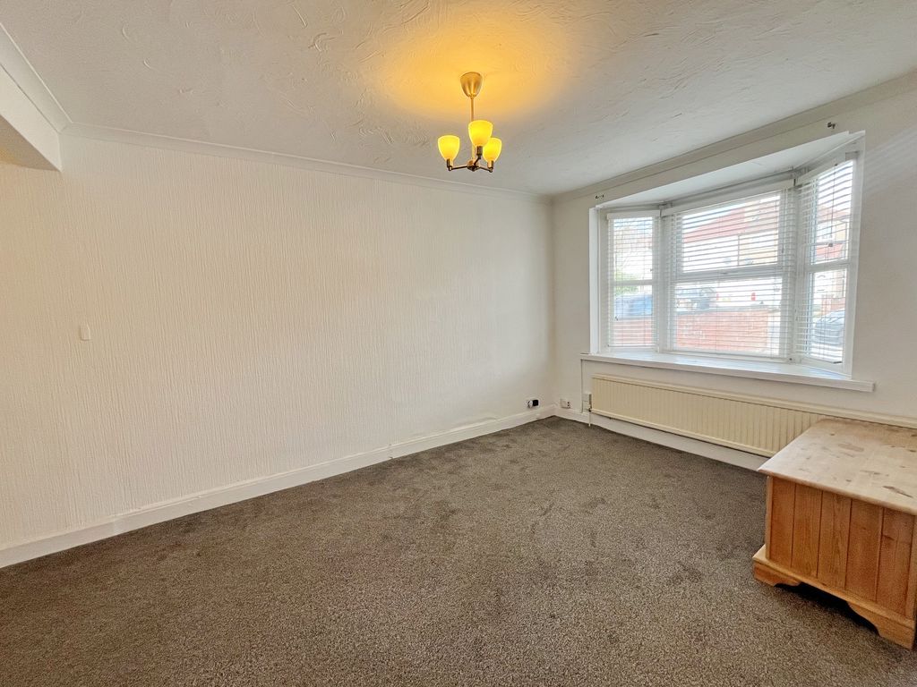 Property photo 2 of 13 Photo 7