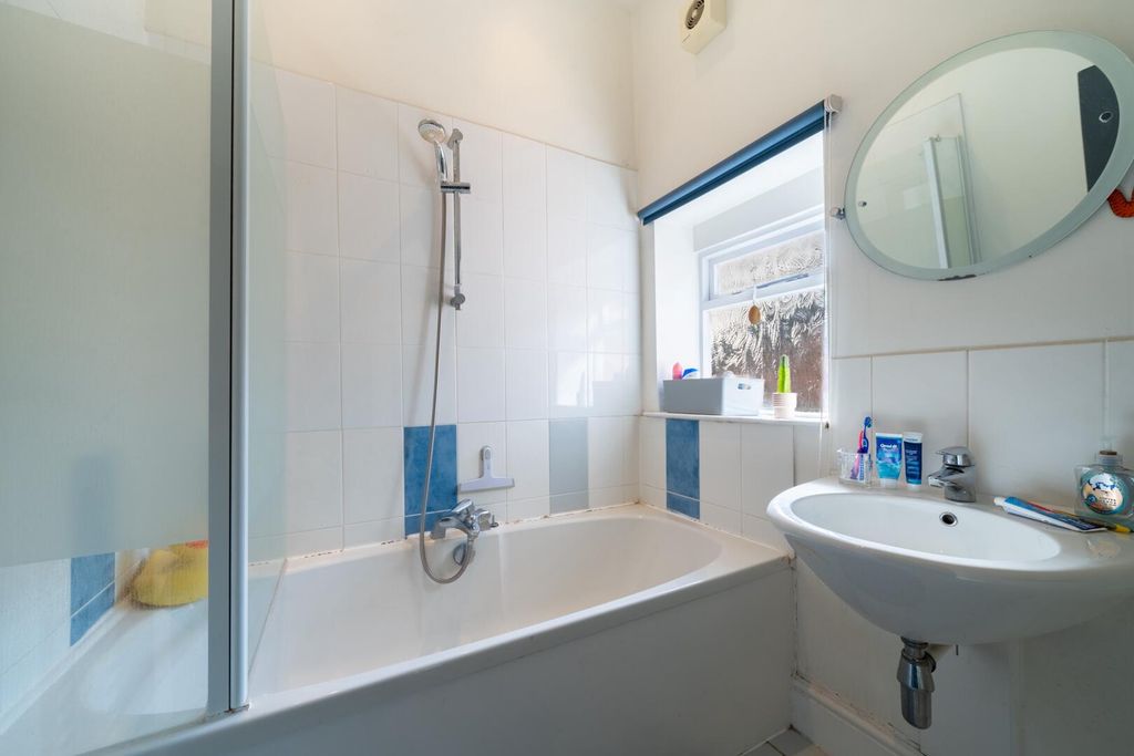Additional image 19 of 3 bed flat for saleLenton Avenue, The Park NG7