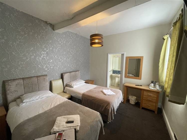 Property photo 2 of 13