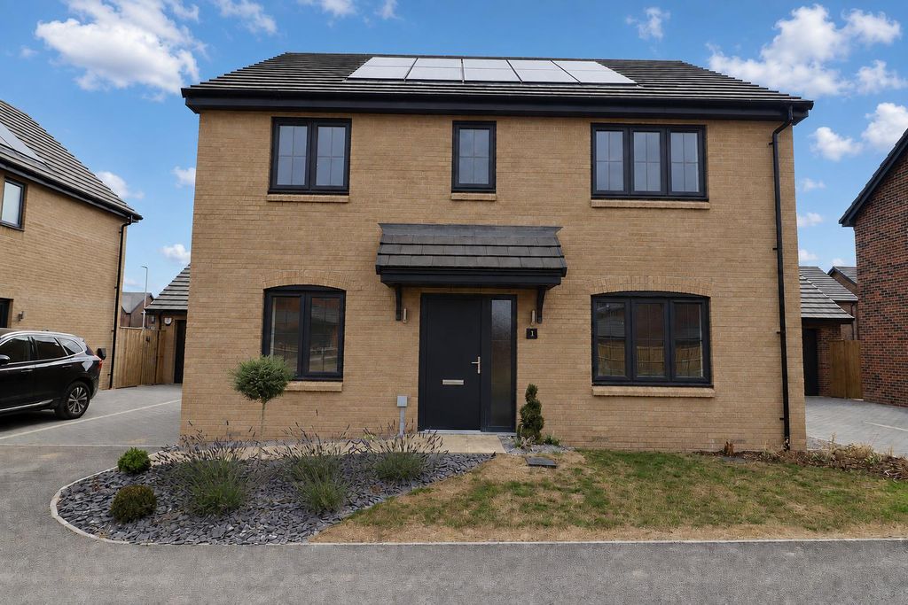Property photo 1 of 17 Blue Sky As Well#.Png
