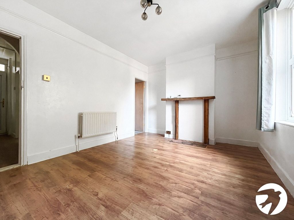 Property photo 3 of 17 Picture No. 10