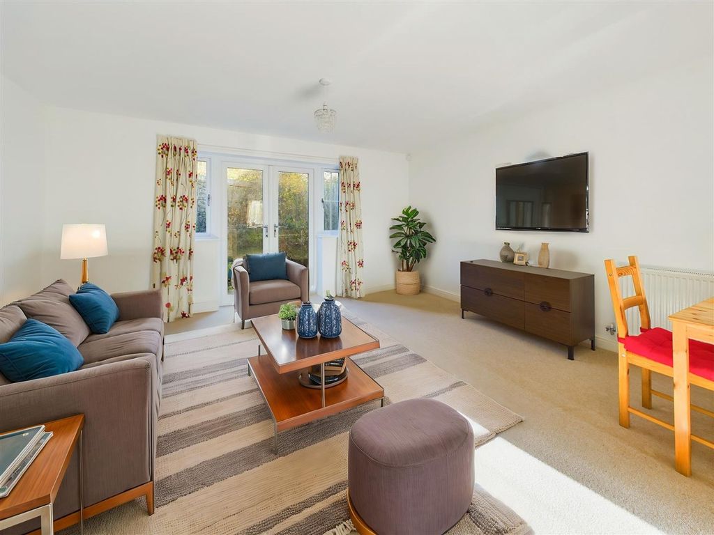 Property photo 1 of 14 Lounge/Dining Area (Virtually Staged)