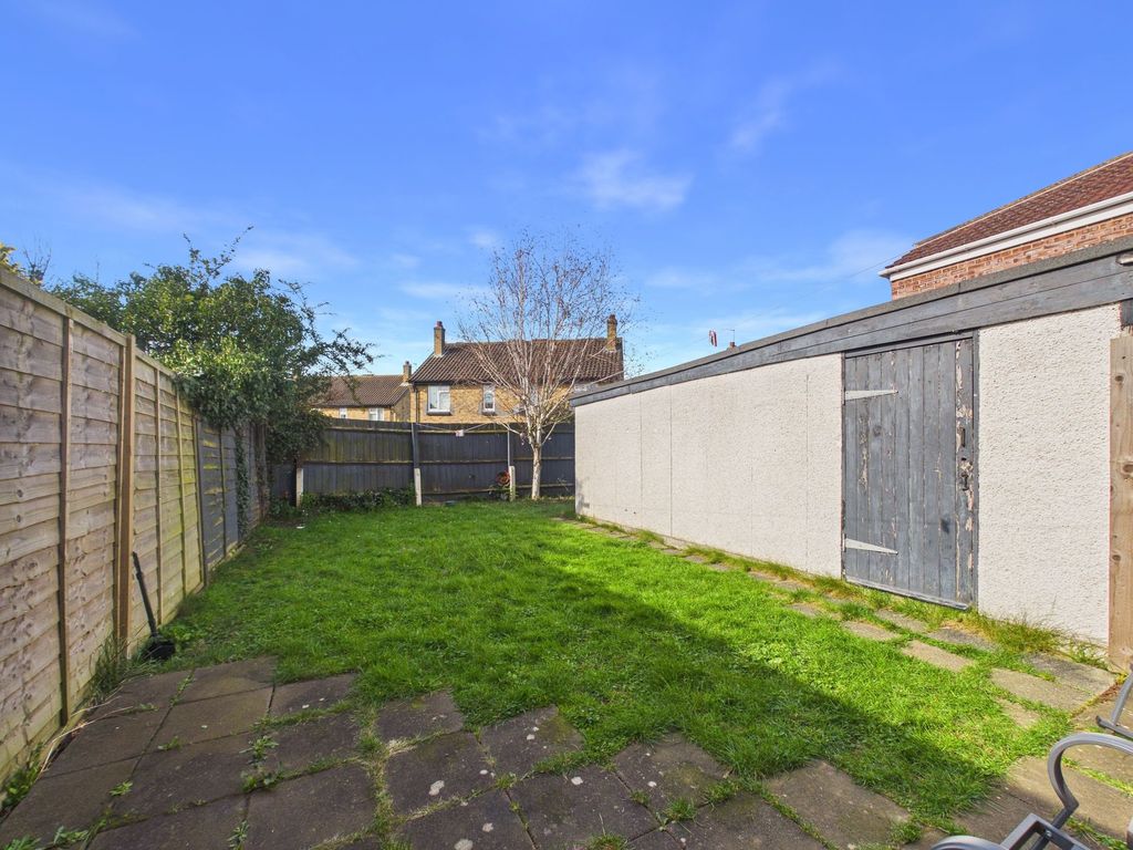 Property photo 3 of 13