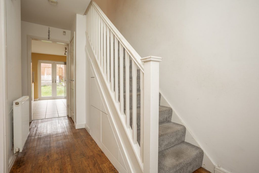 Property photo 3 of 25