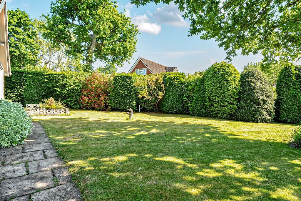 Property photo 3 of 19 Picture No. 28