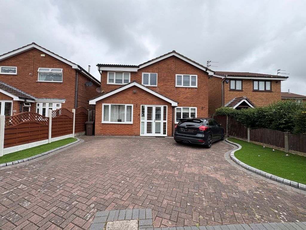 Property photo 1 of 39
