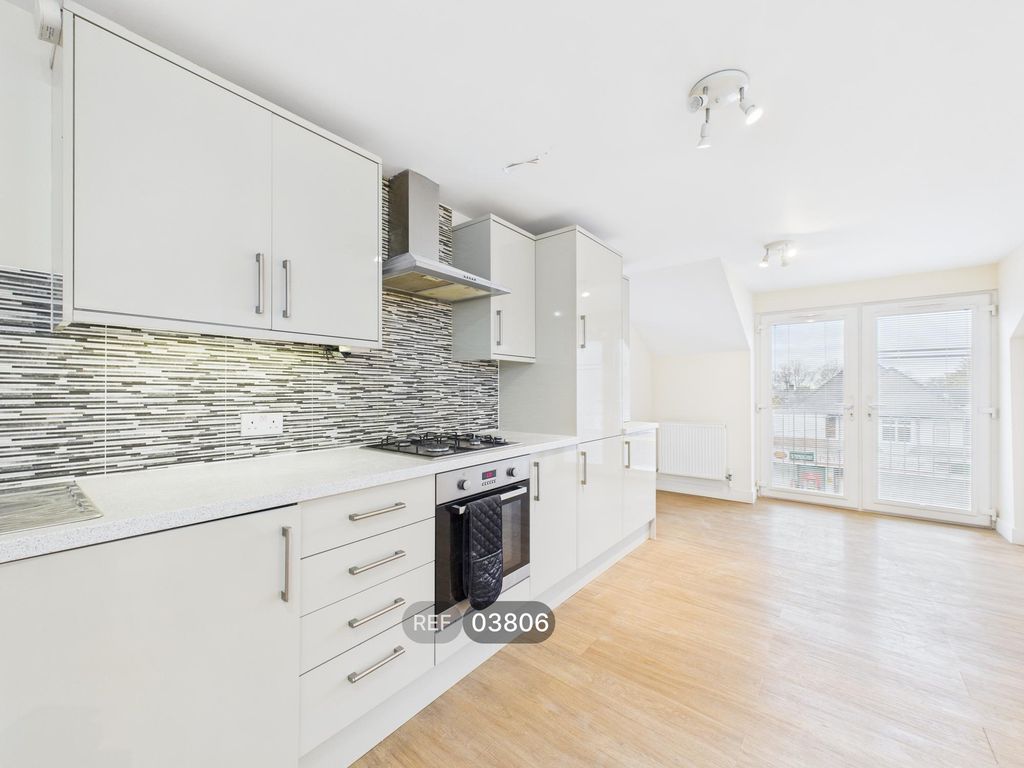 Property photo 3 of 15 Kitchen / Dining Room