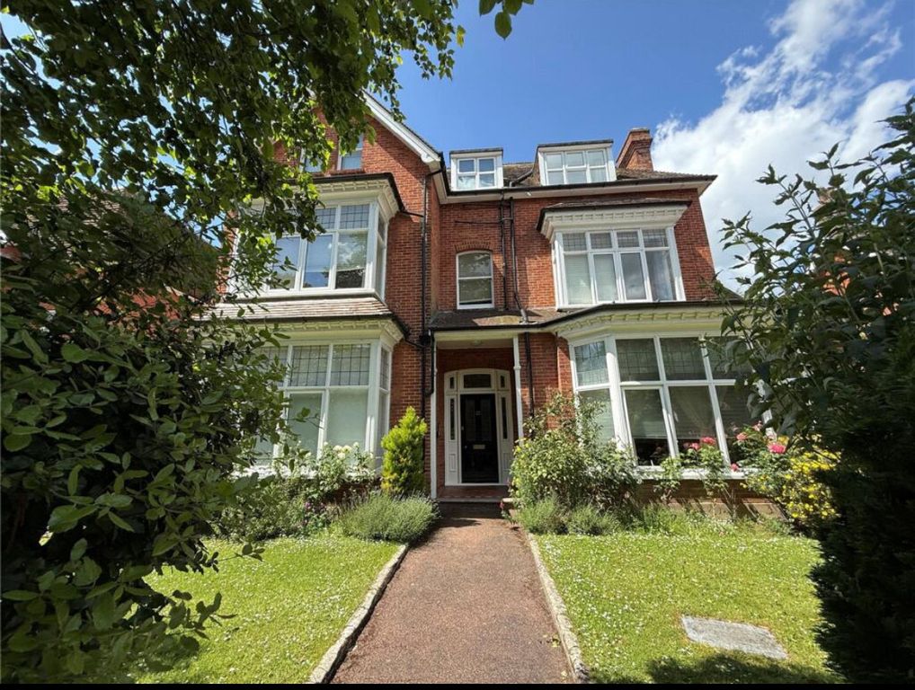 Property photo 1 of 11