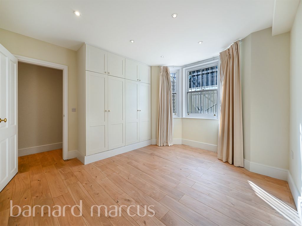 Property photo 3 of 7 Bedroom