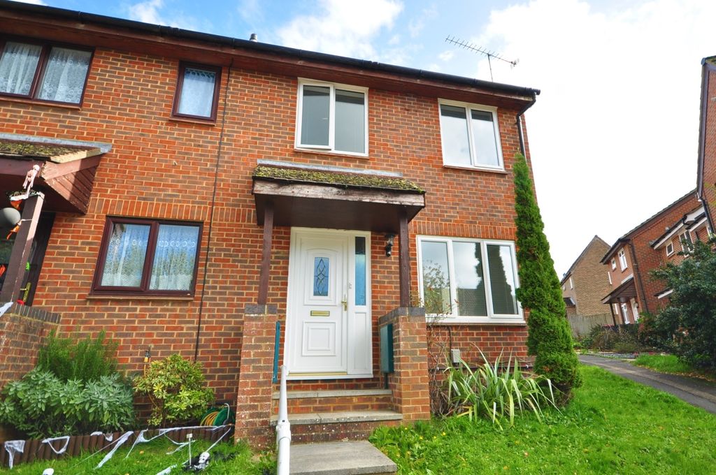 Property photo 3 of 12 Detlingfront